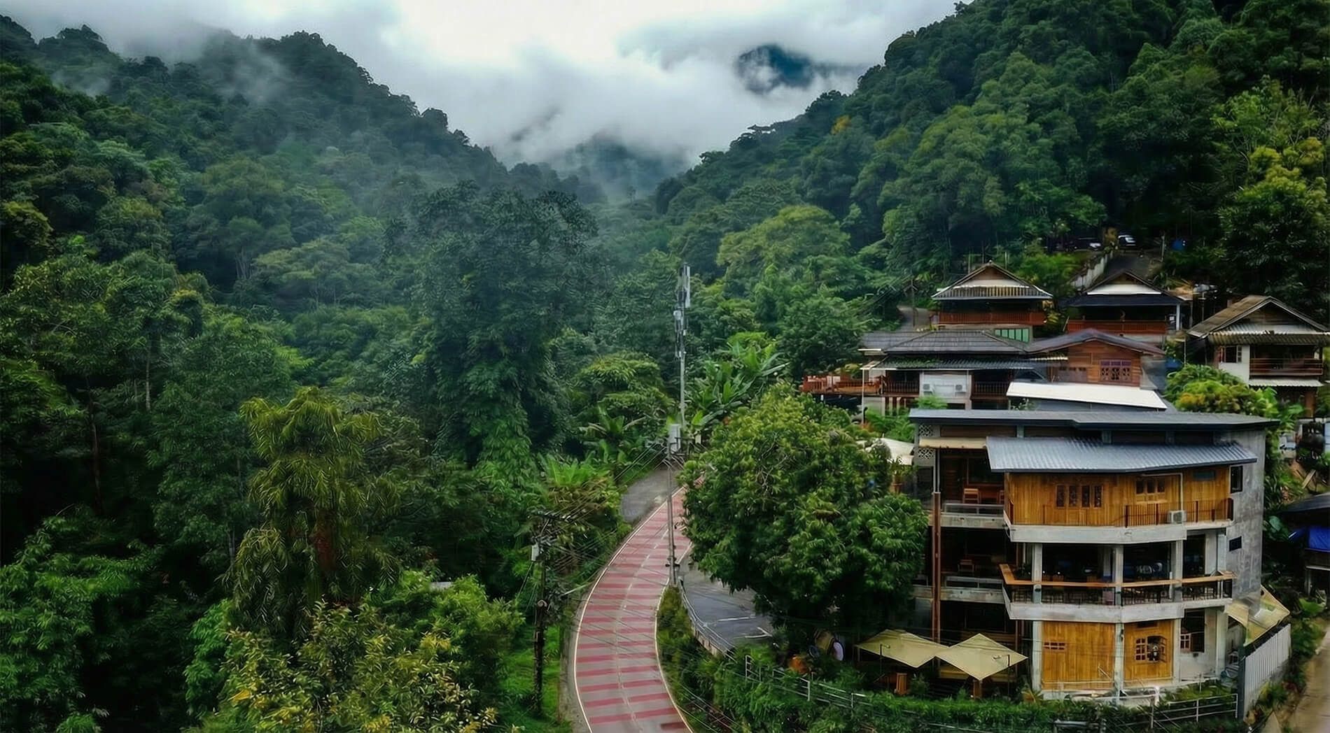 Villa Vadee Mae Kampong morning mist